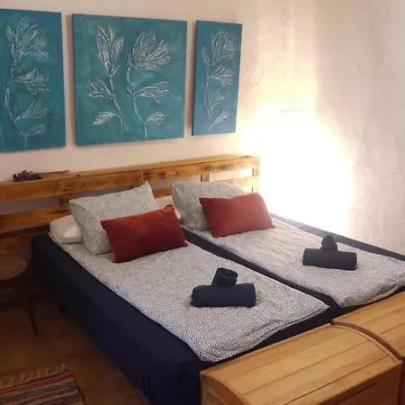 بيت للعطل Eco Holidays Cave House Justine