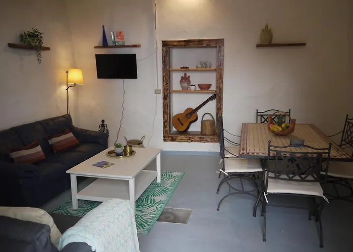 Semesterbostad Eco Holidays Cave House Justine *