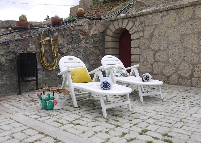 Semesterbostad Eco Holidays Cave House Justine *